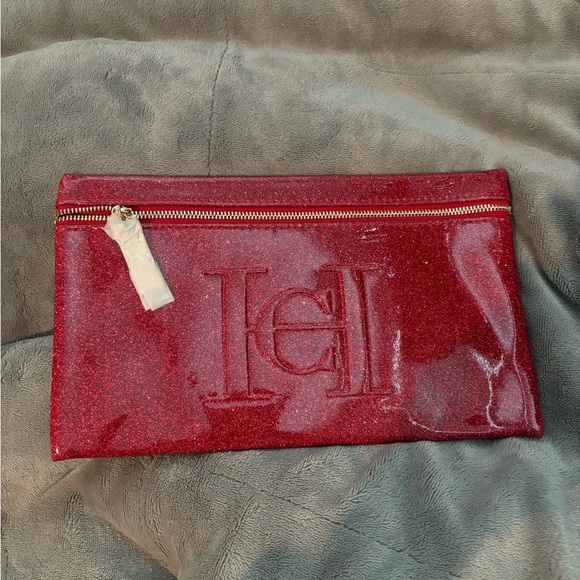 Carolina Herrera Red Glitter Clutch Bag - Picture 1 of 4